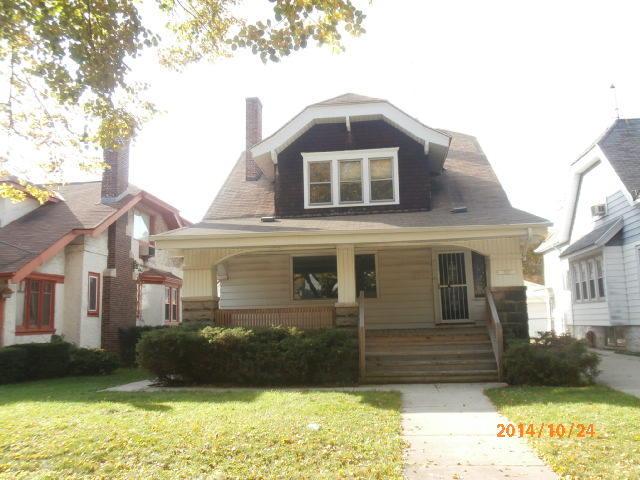 2927 N 40th St, Milwaukee, WI 53210