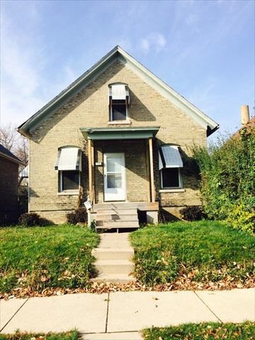 1438 Summit Ave, Racine, WI 53404
