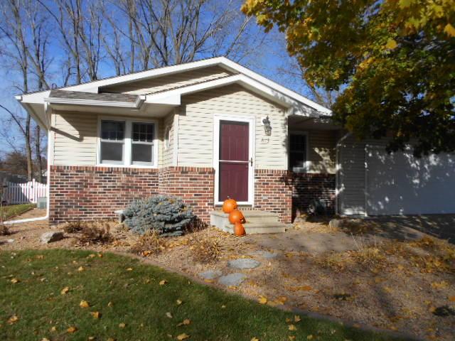 613 Gail Ave, Onalaska, WI 54650