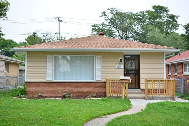 6216 W Leon Ter, Milwaukee, WI 53218