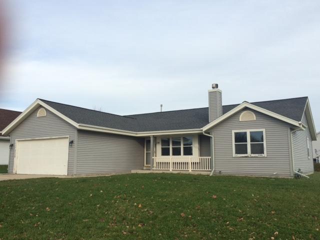 124 Small Farm Rd., Mukwonago, WI 53149