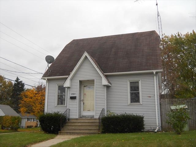 3703 63rd St, Kenosha, WI 53142