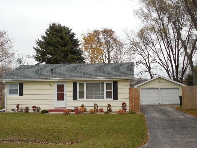 780 N Glenwood Dr., Silver Lake, WI 53170