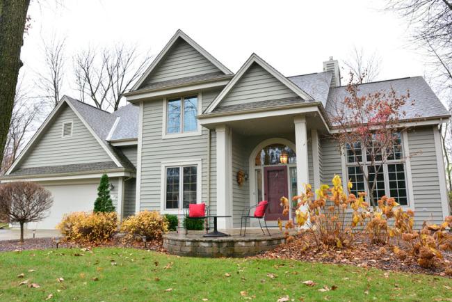 N72W24203 S Woodsview Dr., Sussex, WI 53089