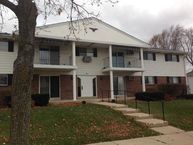 3479 S 91st St. #6, Milwaukee, WI 53227