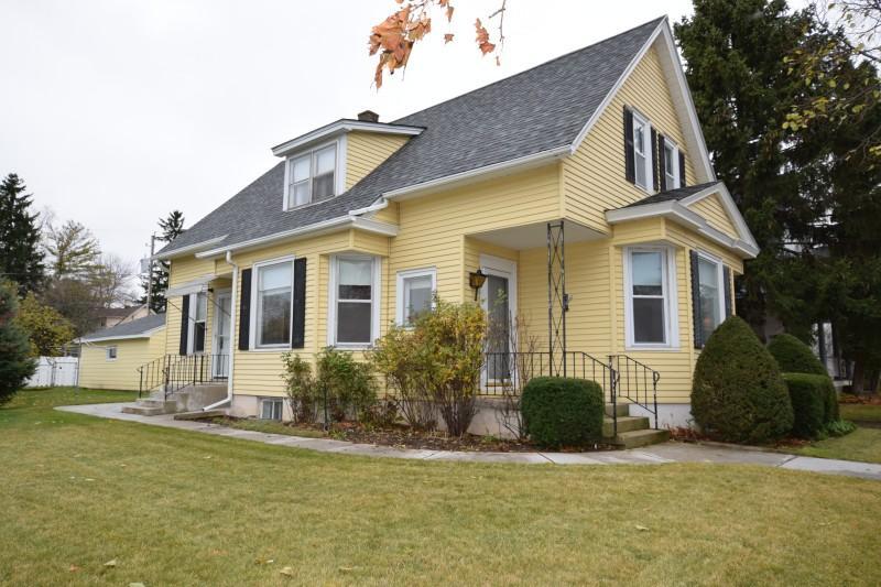 451 W Foster St, Port Washington, WI 53074