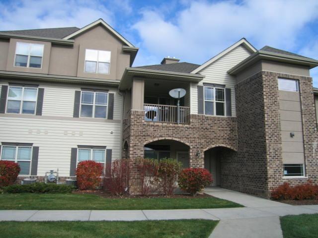 2933 W Drexel Ave. #513, Franklin, WI 53132