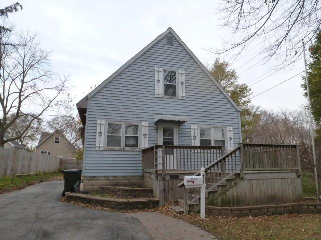 635 S 94th St, West Allis, WI 53214