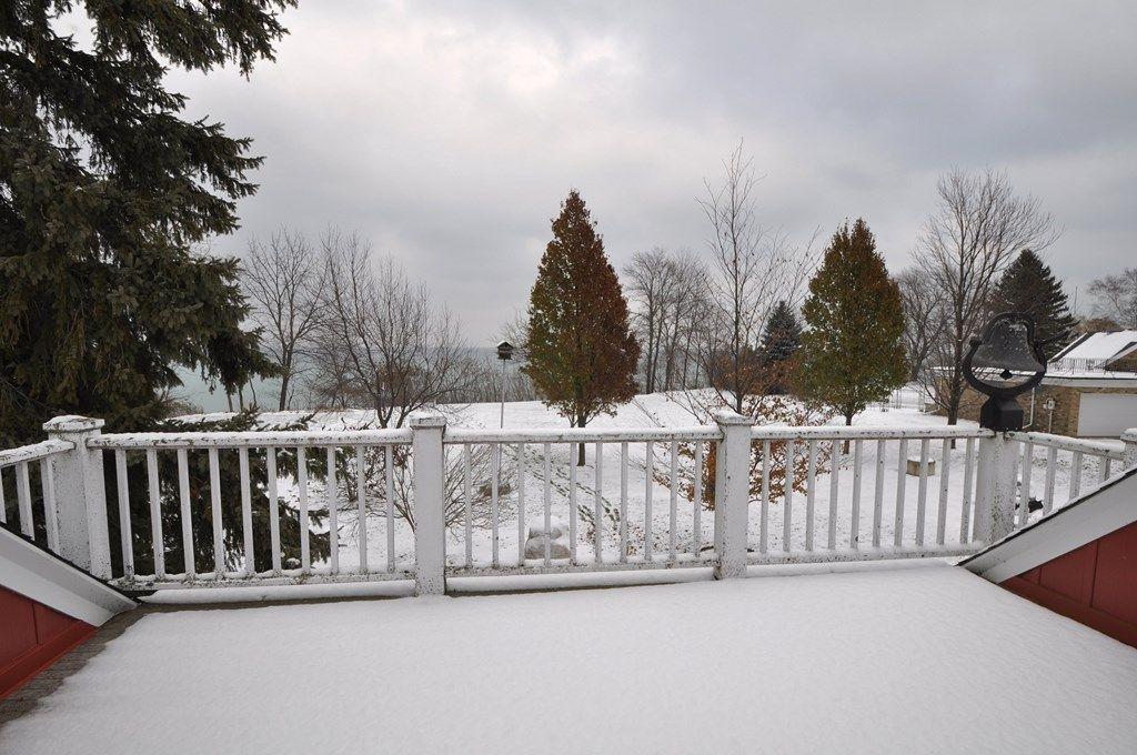 6615 Charles St, Caledonia, WI 53402