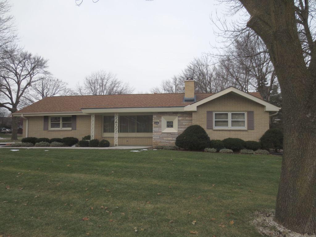 10322 W Concordia Ave., Wauwatosa, WI 53222