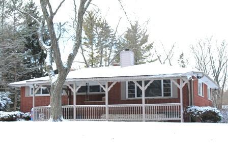 11727 N Vega Ave., Mequon, WI 53097