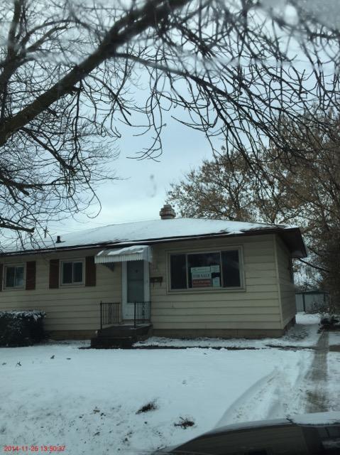 9834 W Becher St, West Allis, WI 53227