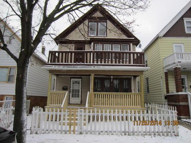 2425 W Maple St, Milwaukee, WI 53204