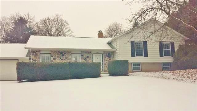 1460 Whitewater Dr., Manitowoc, WI 54220