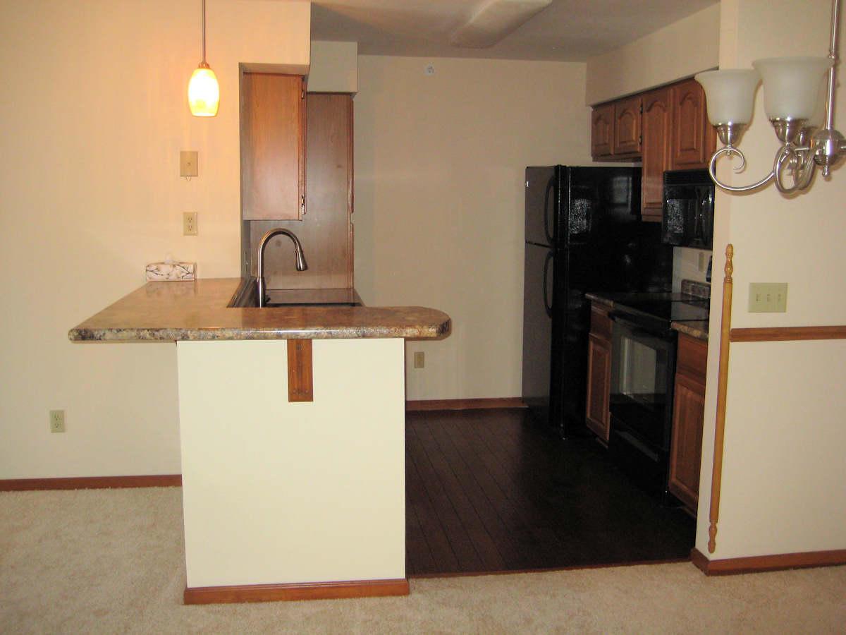 530 N Silverbrook Dr #231, West Bend, WI 53090