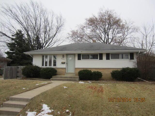 8803 W Winfield Ave, Milwaukee, WI 53225