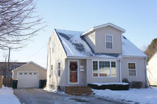 419 N Webster St, Port Washington, WI 53074