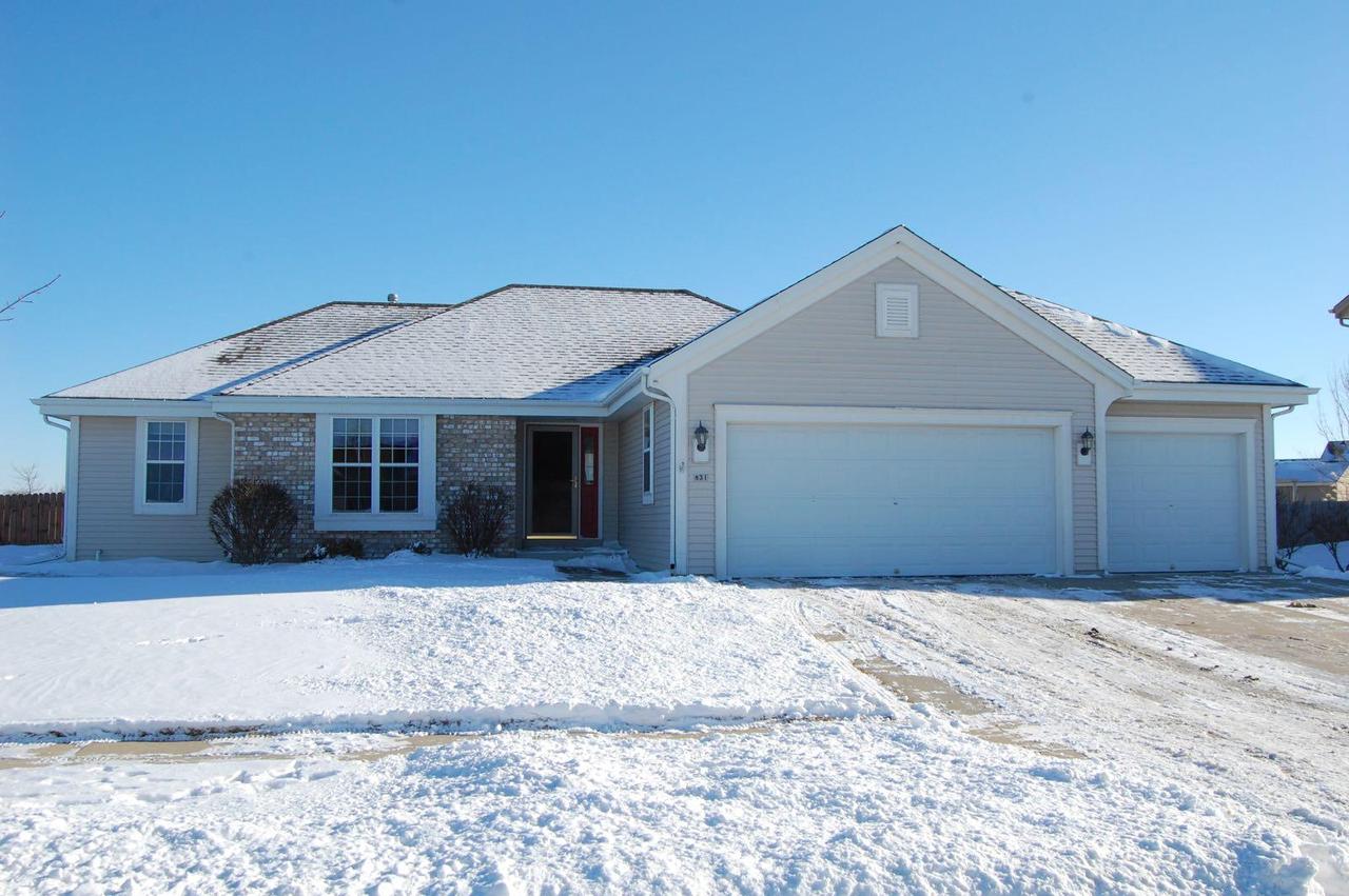 831 N Kelly Ln, Elkhorn, WI 53121