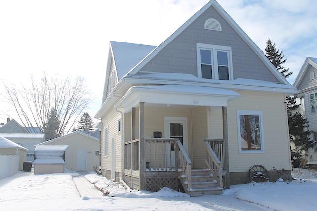 251 Russell Ave, Hartford, WI 53027