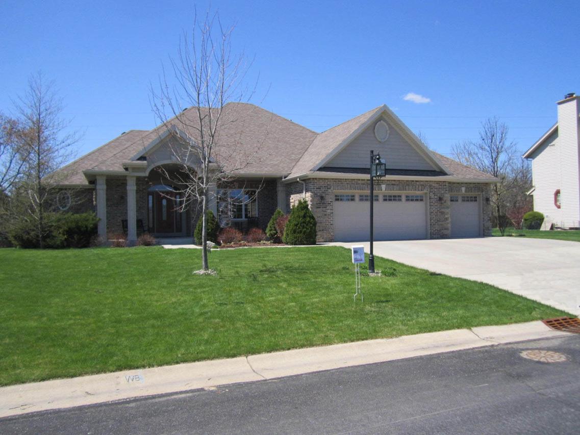 W151N7423 Wood View, Menomonee Falls, WI 53051