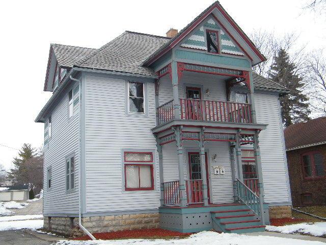 814 Acradian Ave #816, Waukesha, WI 53186