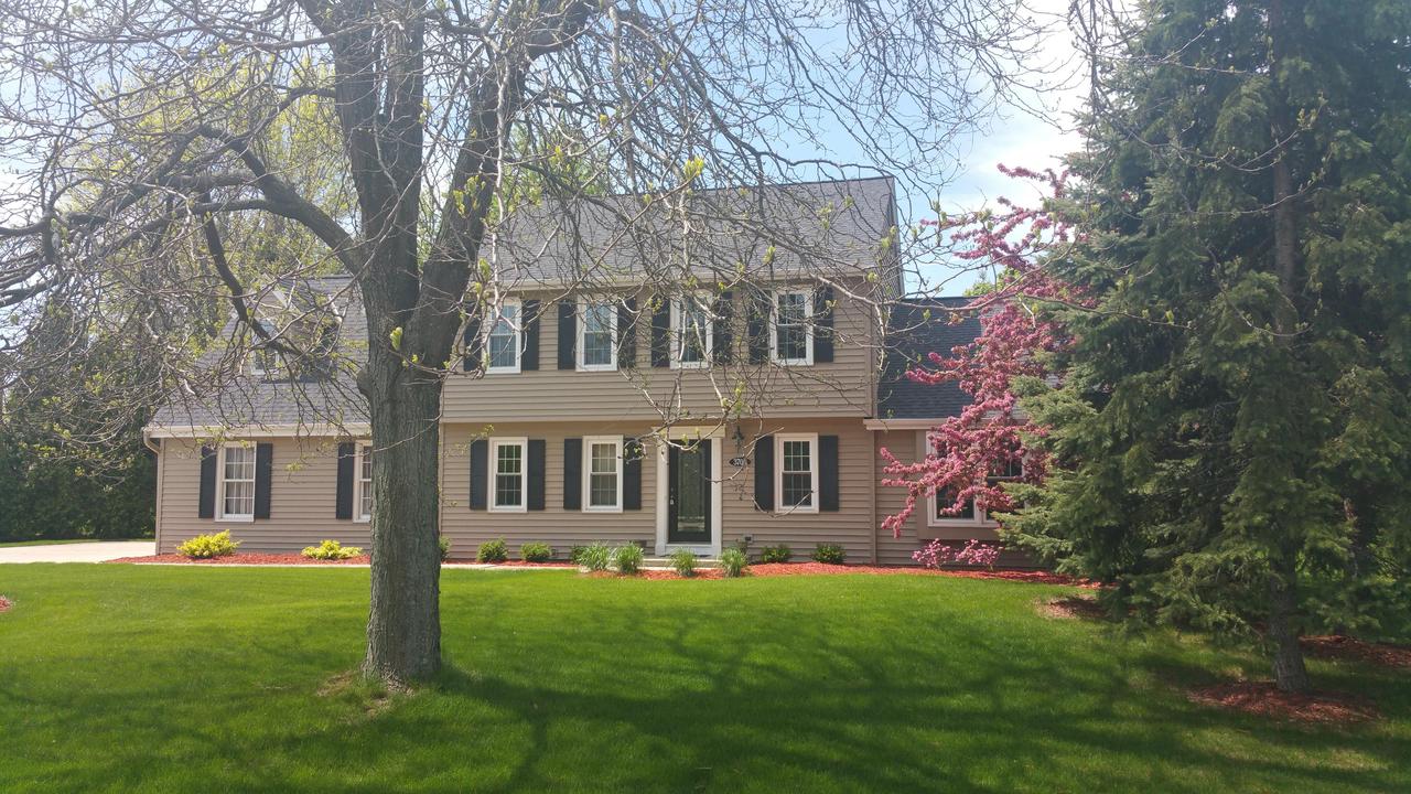 3705 W Marseilles Dr., Mequon, WI 53092