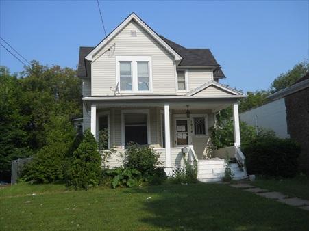 1914 Taylor Ave, Racine, WI 53403