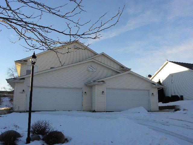 1252 Hillwood Blvd., Pewaukee, WI 53072