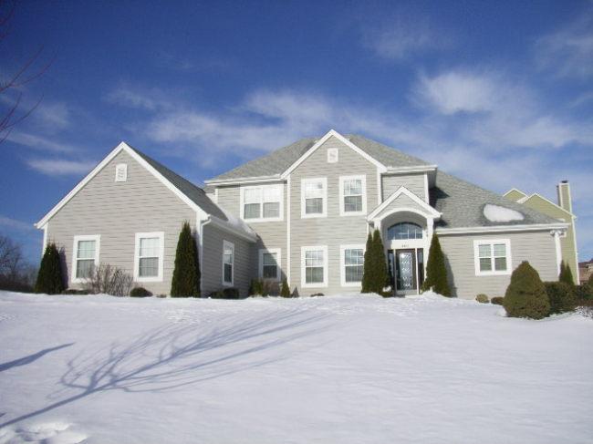 4462 W Woodland Dr, Franklin, WI 53132