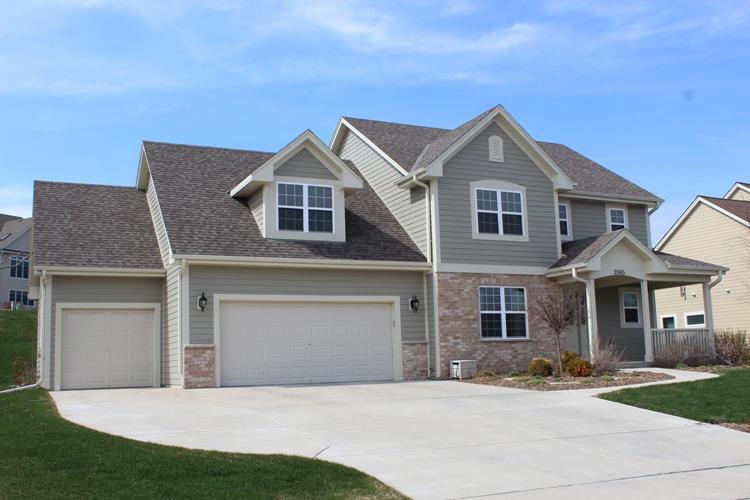 2065 Wichita Ln, Grafton, WI 53024