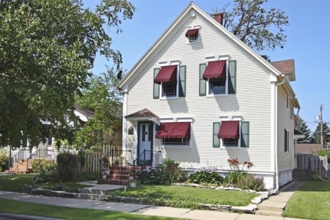 1004 Blaine Ave., Racine, WI 53405