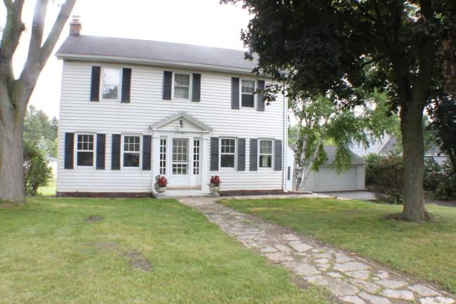 18440 Hoffman Ave., Brookfield, WI 53045