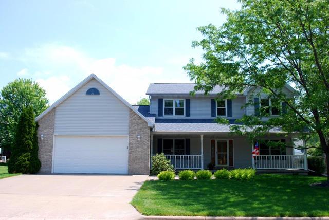 1040 Johnson St, Onalaska, WI 54650