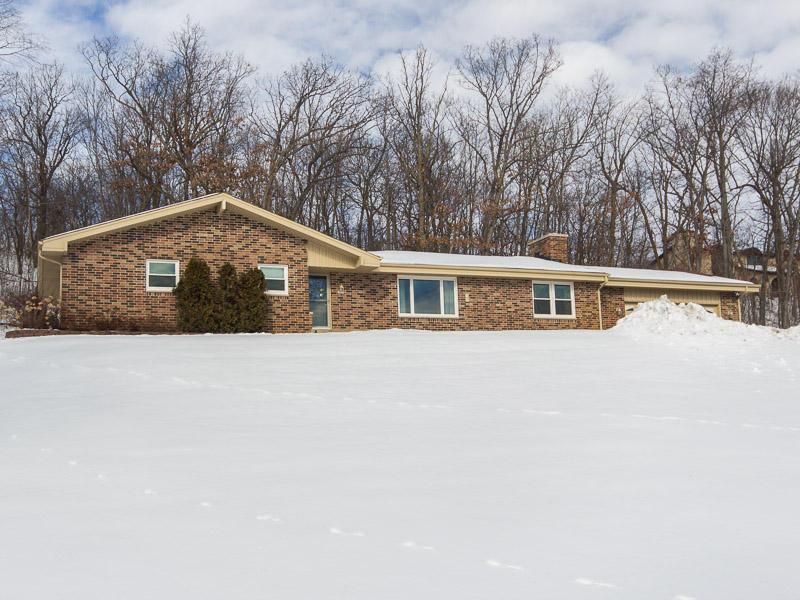 4210 S Lake Five Dr., Richfield, WI 53017