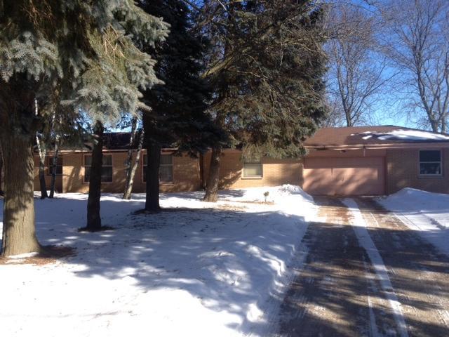 11030 N Buntrock Ave, Mequon, WI 53092