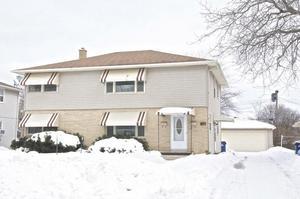 2407 Illinois St, Racine, WI 53405