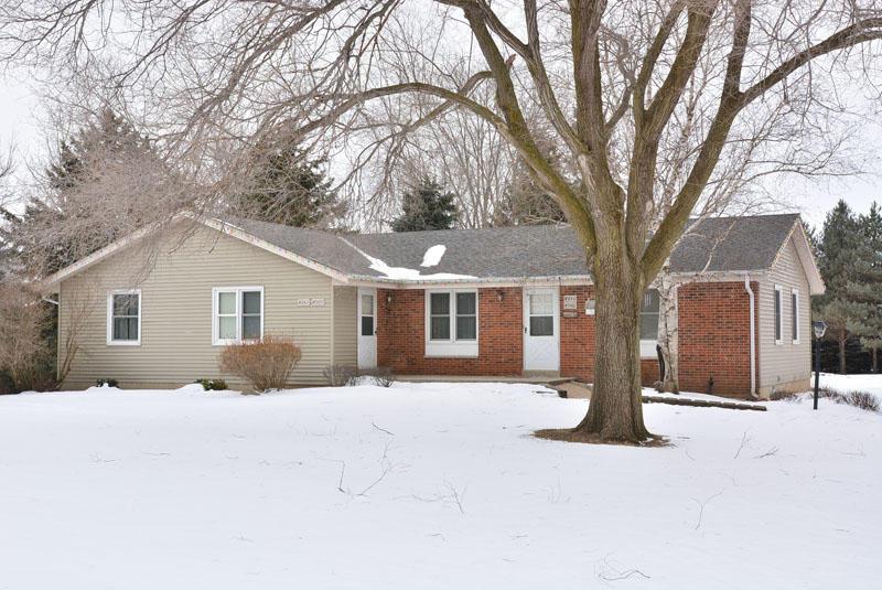 W240N5457 Maple Ave, Lisbon, WI 53089