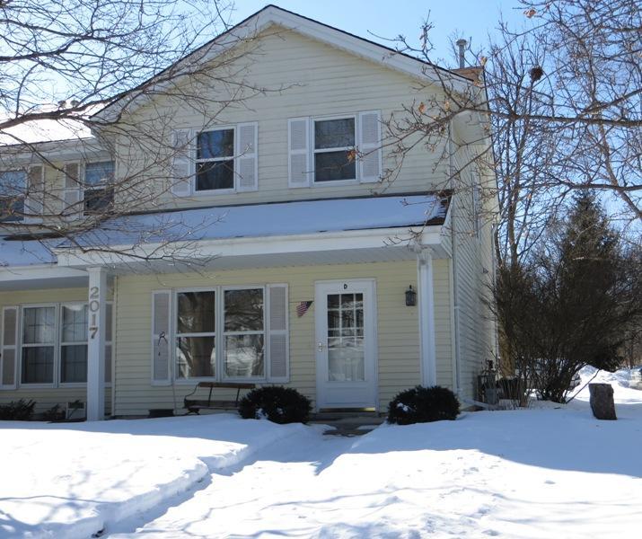 2017 Woodburn Rd. #D, Waukesha, WI 53188