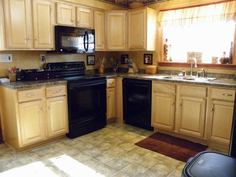 1225 W Bel Ayr Dr, Waukesha, WI 53188