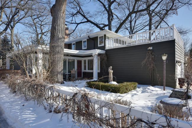 1122 E Sylvan Ave, Whitefish Bay, WI 53217