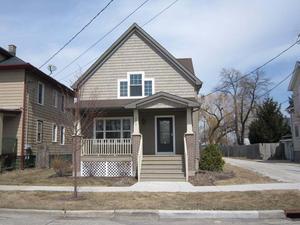 2414 55th St, Kenosha, WI 53140