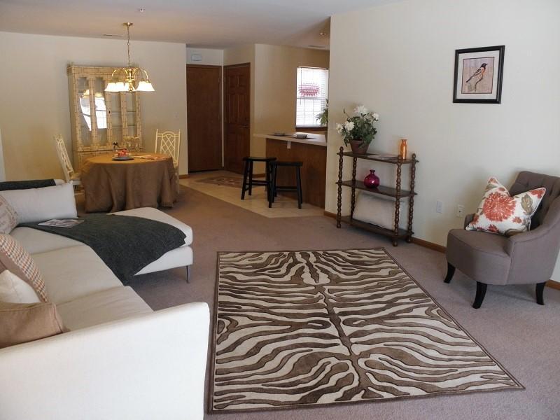 18730 Emerald Cir #C, Brookfield, WI 53045