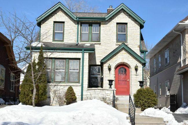 1824 E Menlo Blvd, Shorewood, WI 53211