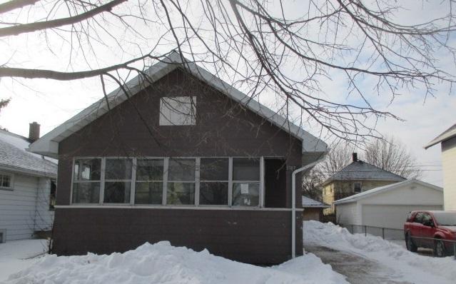1707 71st St, Kenosha, WI 53143