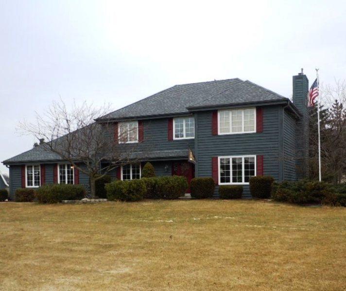 W229S5204 Hunters Hollow, Waukesha, WI 53189