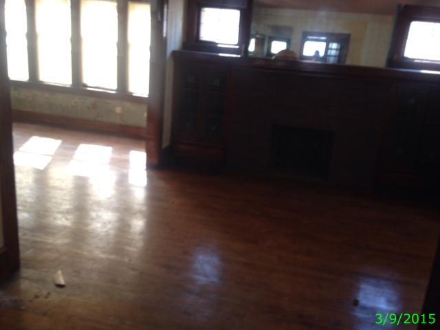 3072 N 41st St., Milwaukee, WI 53210