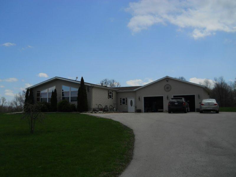 W795 Kraemer Rd., New Holstein, WI 53061