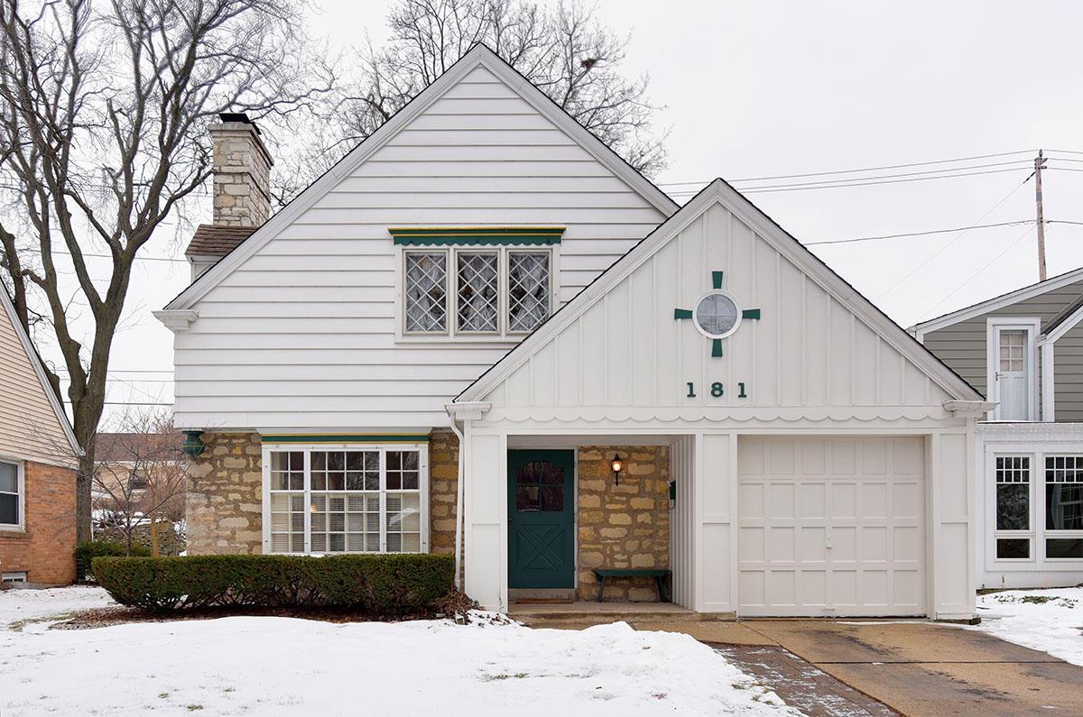 181 N 89th St, Wauwatosa, WI 53226