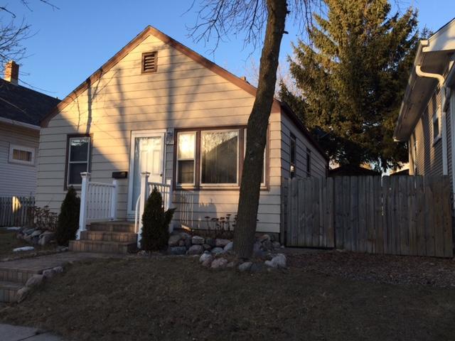 2770 S Delaware Ave, Milwaukee, WI 53207