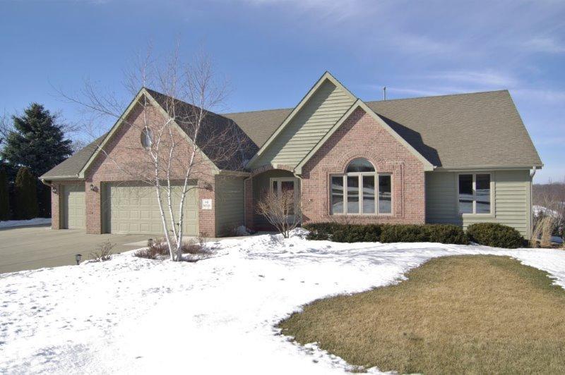 N49W25562 Mckerrow Dr, Lisbon, WI 53072